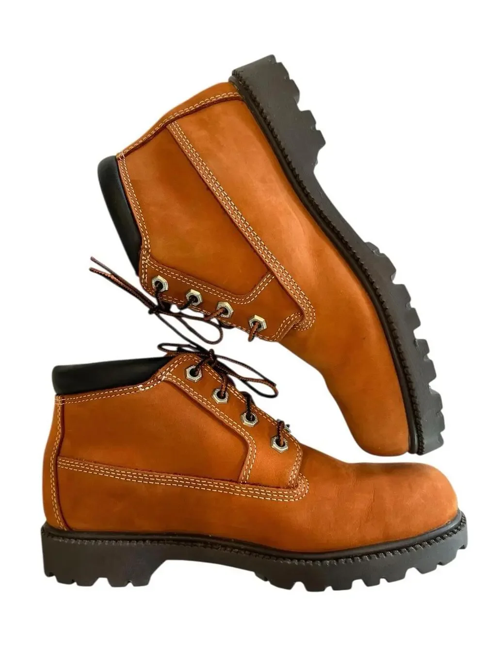 Timberland Boot Chukka Mens Sz 8 NWOT Heritage Waterproof Orange Ankle